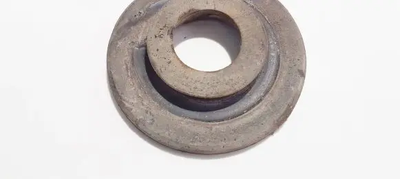 Skoda Octavia Mk2 (1Z) Front coil spring rubber mount 1k0512149b
