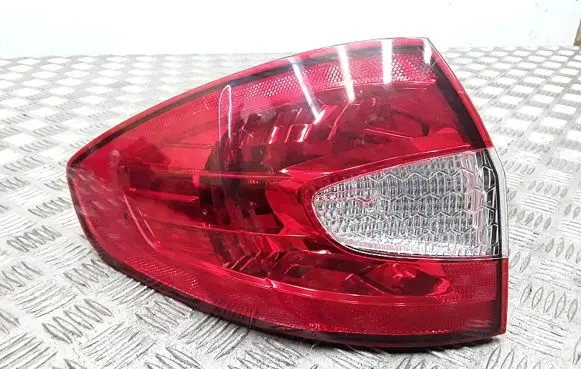 Ford Fiesta Rear/tail lights ae8313b505ac