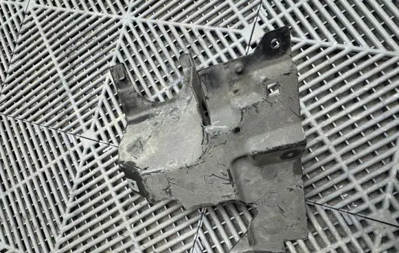BMW M4 F82 F83 Rear brake disc plate dust cover 51718055958 8055958