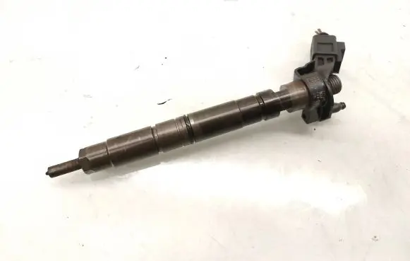 Audi A5 8T 8F Fuel injector 059130