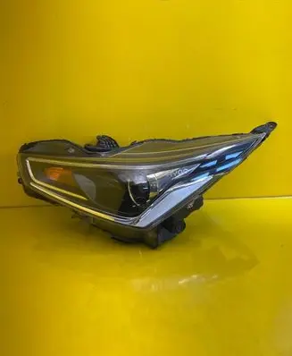 Toyota Aygo AB40 Headlight/headlamp 0H-27