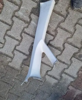 Toyota Auris 150 (A) pillar trim 62210-02020