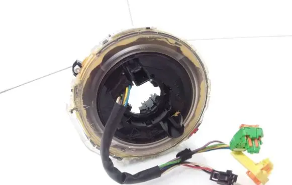 Mercedes-Benz CLS C219 Airbag slip ring squib (SRS ring) A1714640918
