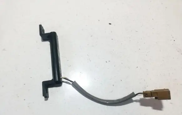 Suzuki Swift I Antenna control unit 