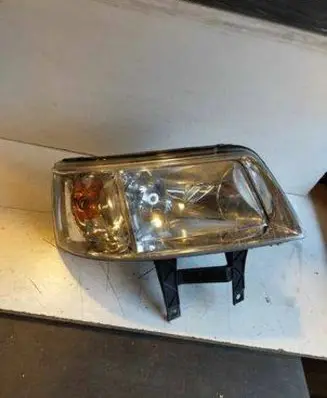 Volkswagen Transporter - Caravelle T5 Headlight/headlamp