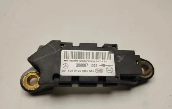 Mercedes-Benz CL C215 Airbag deployment crash/impact sensor A0018209126