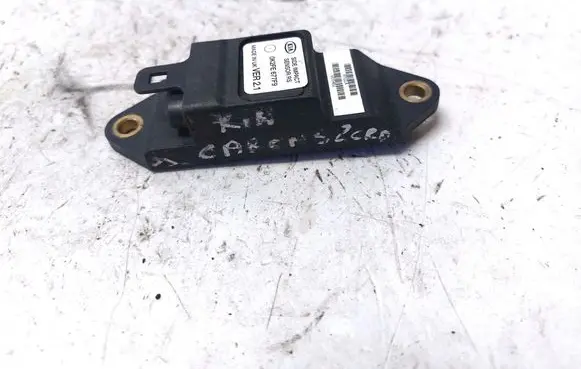 KIA Carens I Airbag deployment crash/impact sensor 0K2FE677F9