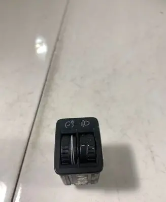 Volkswagen PASSAT B6 Headlight level height control switch 3C0941333A