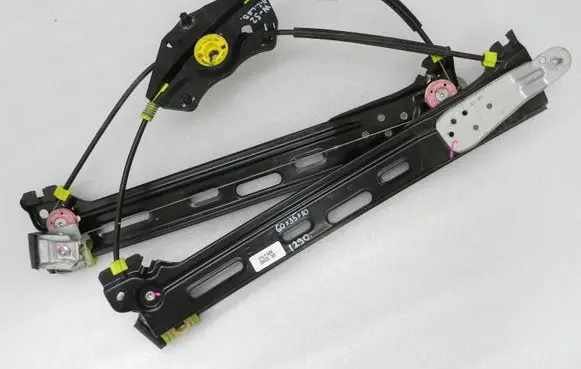 Volkswagen Sharan Sliding door electric window regulator 7N0843700F