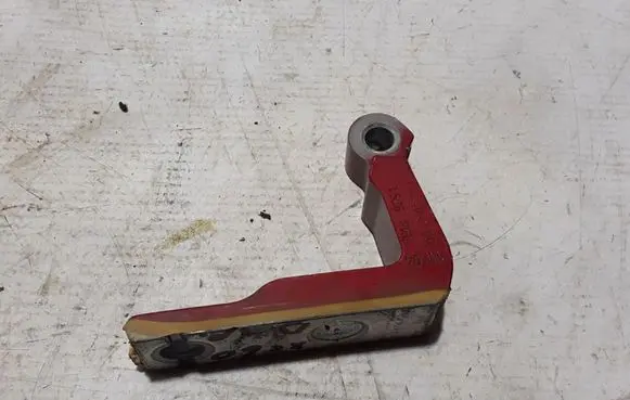 Volvo XC60 Front door lower hinge 31424608