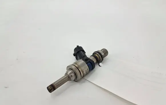 Porsche Panamera (970) Fuel injector 94811012832