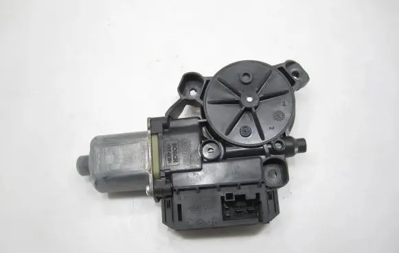 Volkswagen Polo V 6R Front door window regulator motor 6R0959802T S0902 850311037B