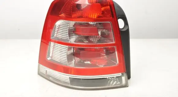 Opel Zafira B Rear/tail lights 13305774