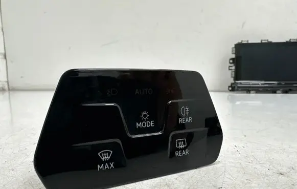 Volkswagen Golf VIII Light switch 5H0941193AF