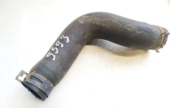 Toyota Avensis T270 Engine coolant pipe/hose