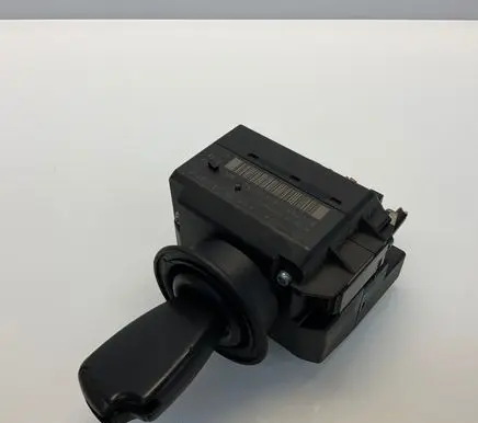 Mercedes-Benz E W211 Ignition lock 2115451408 A2115451408