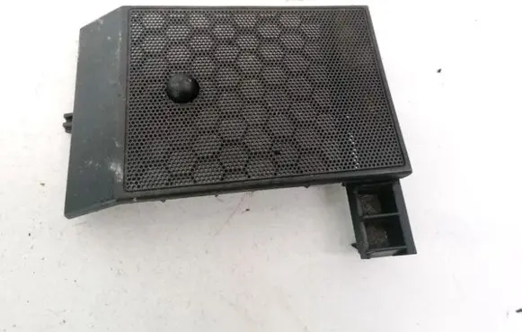 Side speaker trim/cover