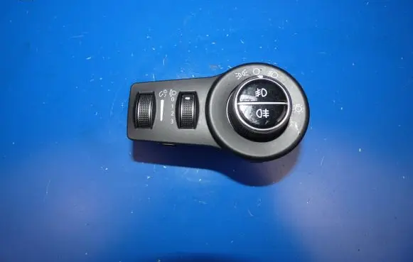 Fiat 500X Light switch 07356273050