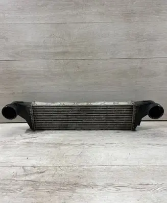 BMW X5 E53 Intercooler radiator 7791231