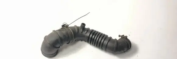 Mitsubishi Montero Air intake hose/pipe MR312394