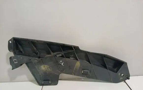 Volvo V70 Front bumper mounting bracket 30796387