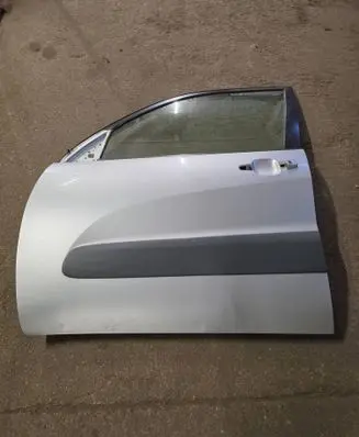 Toyota RAV 4 (XA20) Front door 