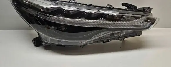 Toyota Yaris Cross Headlight/headlamp T124