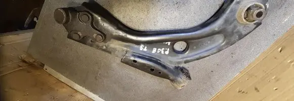 Peugeot 308 Front control arm 