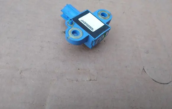 Seat Leon (1P) Airbag deployment crash/impact sensor 1K0955557A
