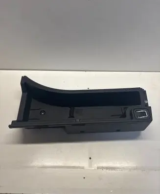 KIA Niro Trunk/boot lower side trim panel 