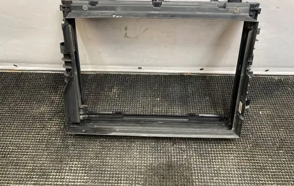 BMW 5 E60 E61 Radiator support slam panel 7545866 7419205