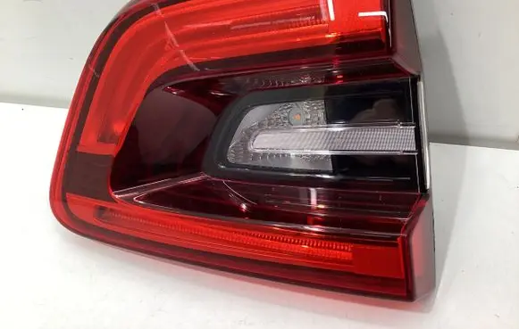 Renault Kadjar Tailgate rear/tail lights 265553530R