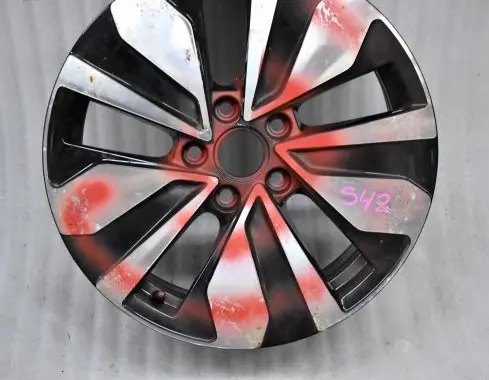Volkswagen T-Roc R17 alloy rim 