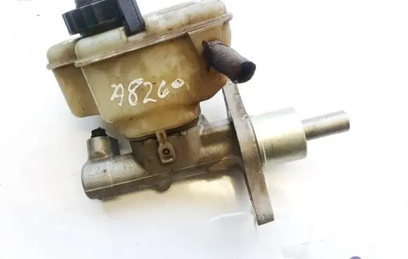 Skoda Octavia Mk2 (1Z) Master brake cylinder 03350886351 033508-86351