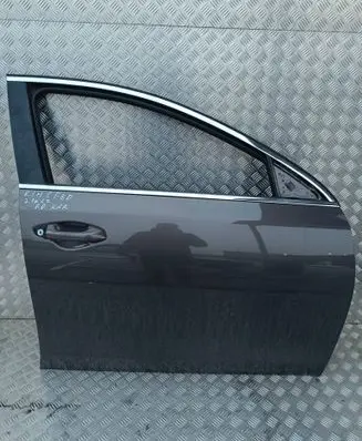 KIA Ceed Front door