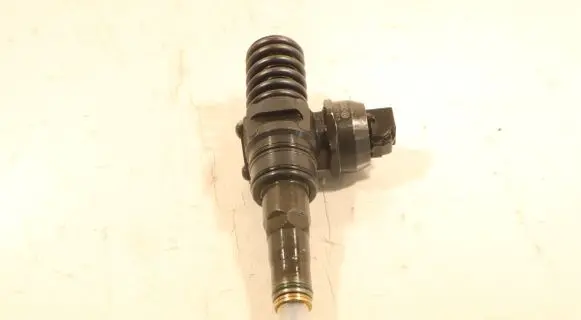 Audi A4 S4 B7 8E 8H Fuel injector 0414720226