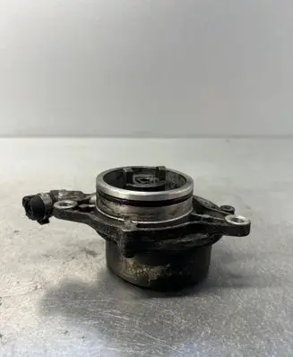BMW X5 E53 Vacuum pump 7787366C