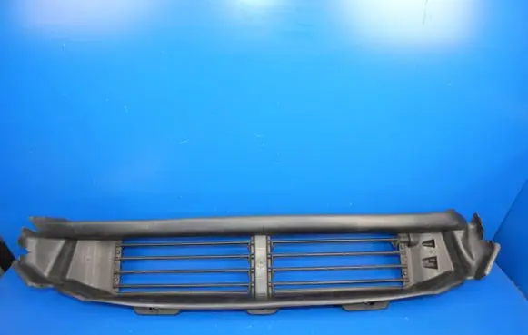 Volvo XC90 Intercooler air channel guide 31353797