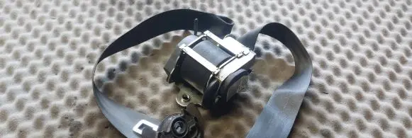 Volkswagen Scirocco Front seatbelt 1K8857705A 6151097