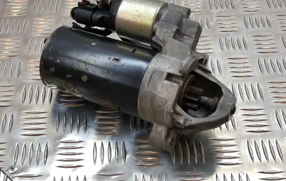 Audi A4 S4 B7 8E 8H Starter motor