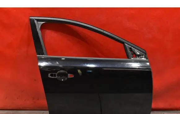 Volvo V40 Front door 