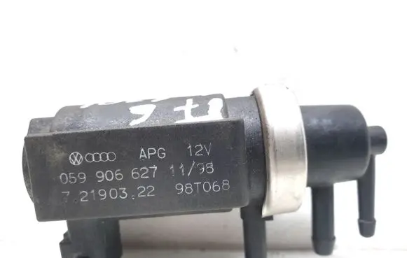 Audi A6 S6 C5 4B Turbo solenoid valve 059906627