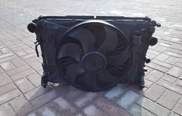 Mercedes-Benz E C207 W207 Radiator set 