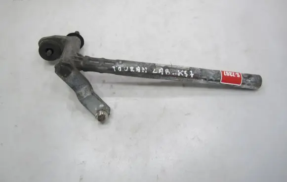 Volkswagen Touran I Front wiper linkage 1T0955024E 1S00486