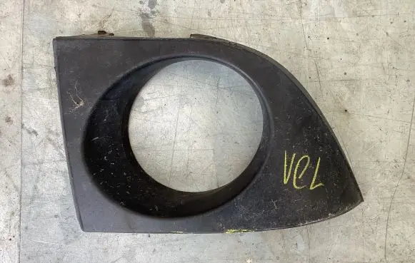 Renault Vel Satis Under headlight/headlamp trim 6147317