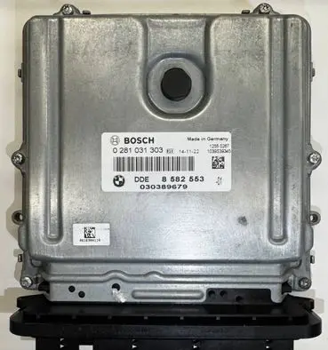 BMW 5 F10 F11 Engine control unit/module ECU 8582553 DDE8582553 0281031303