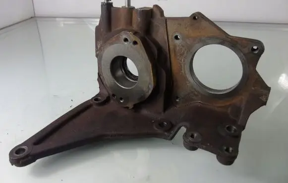 Nissan Navara D40 Fuel pump bracket 