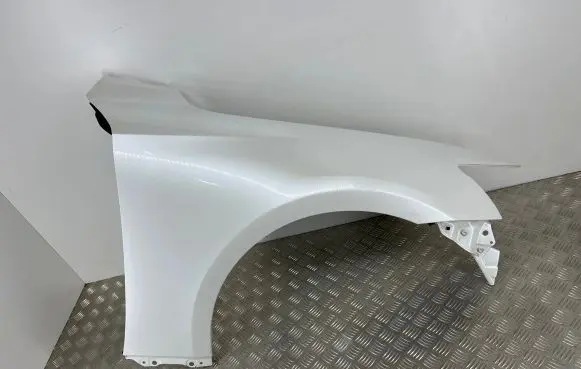 Lexus IS III XE30 Fender