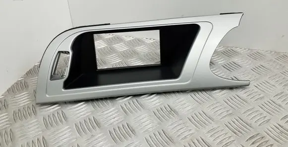 Audi A4 S4 B8 8K Radio/GPS head unit trim 8K2857185G