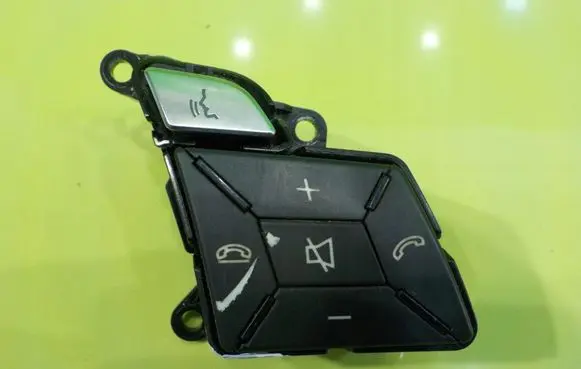 Mercedes-Benz A W176 Other switches/knobs/shifts A1725400362